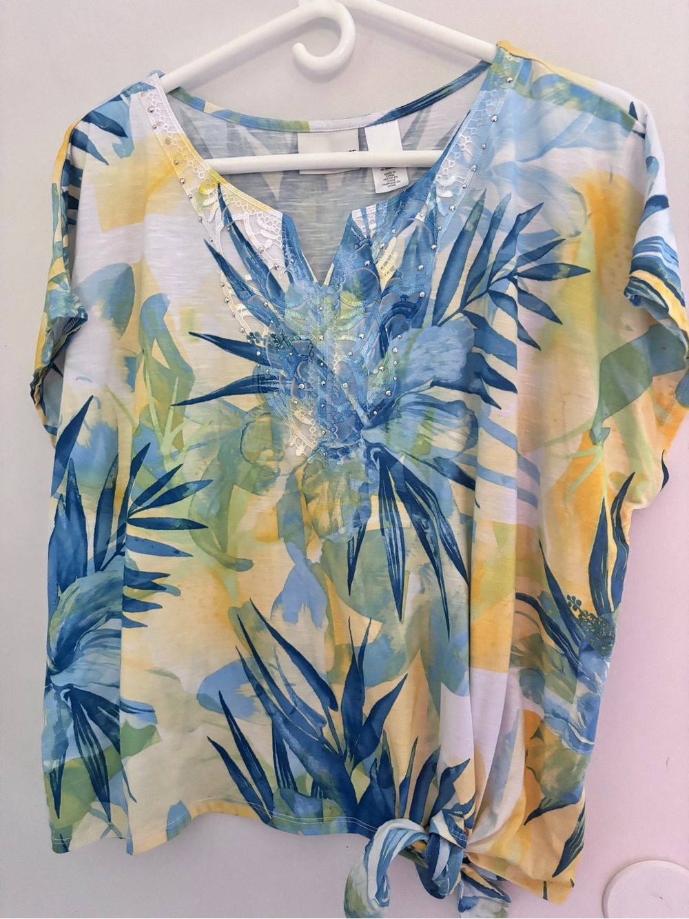 Alfred Dunner Summer Blue Yellow Floral Tie-Front Short Sleeve Top Embellished